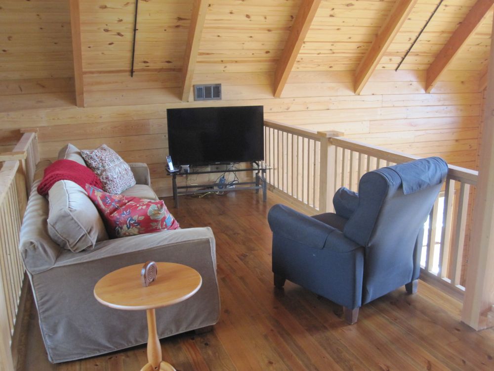 The Heights Cabin, Manchester, Vacation Rental